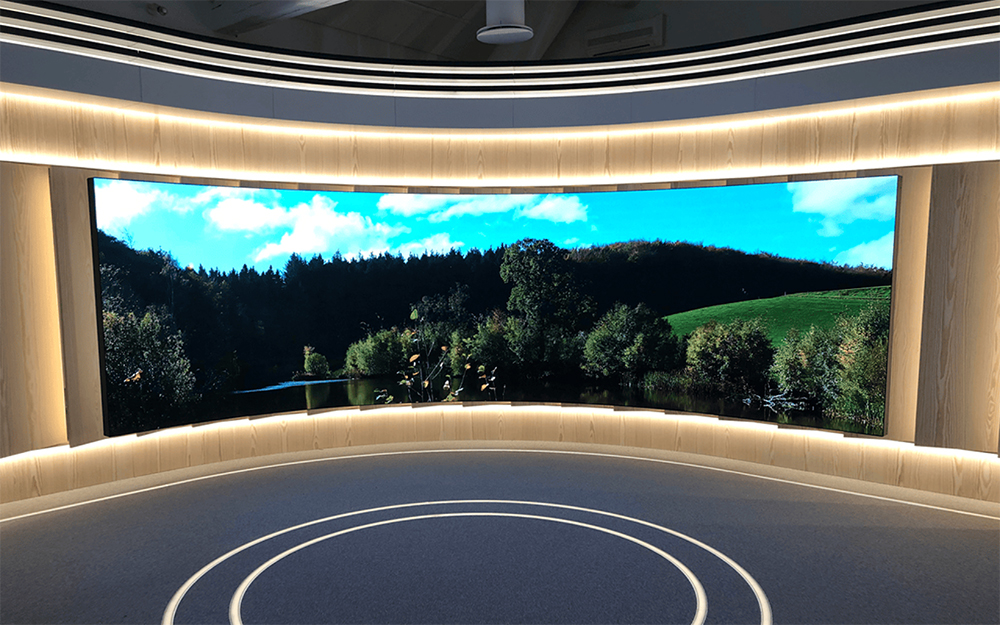 curved-p0.9375-led-installed-at-utar-malaysia-1.jpg
