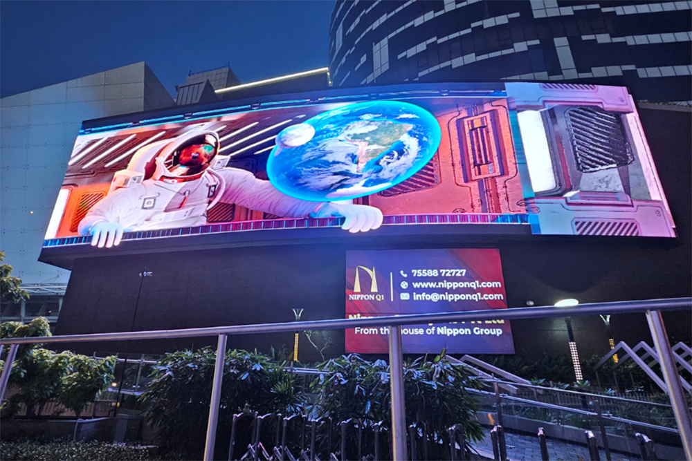 dooh-advertising-led-display-1.jpg