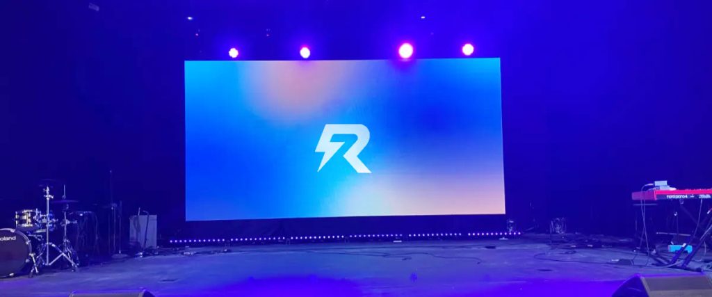 how to choose the right led display for your business