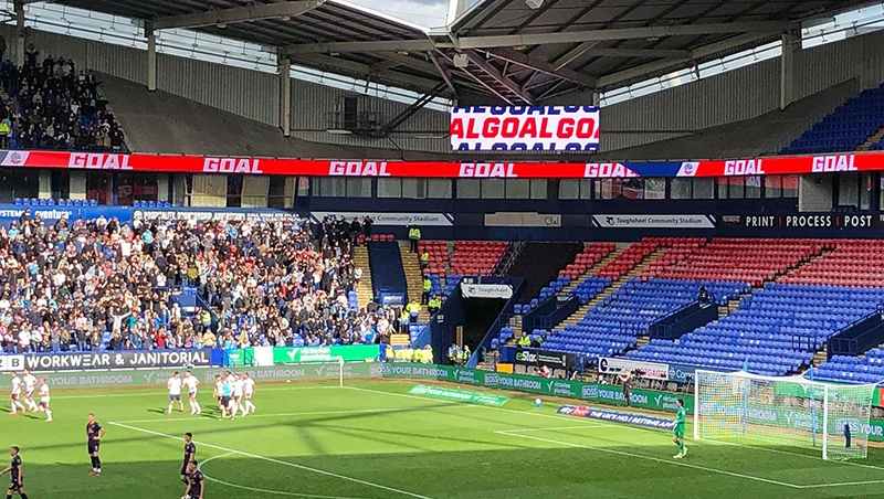 How Can LED Screen Displays Transform Outdoor Advertising?